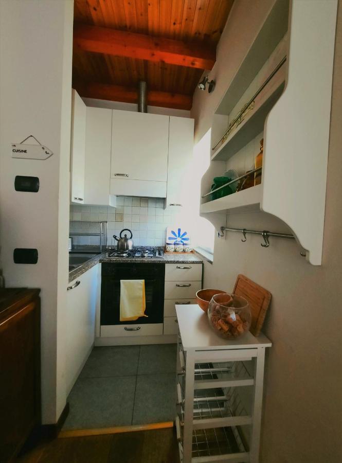 Antica Corte, Bilocale Nel Centro Storico Di Como Apartment Exterior photo