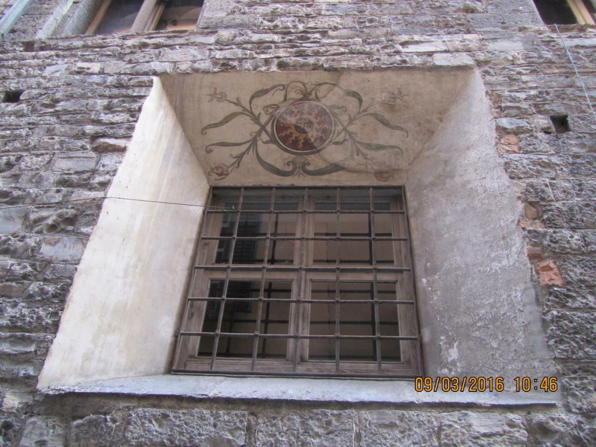 Antica Corte, Bilocale Nel Centro Storico Di Como Apartment Exterior photo